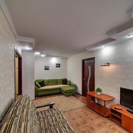 Apartment - Sobornyi Prospect 93 Zaporizhia Exterior foto